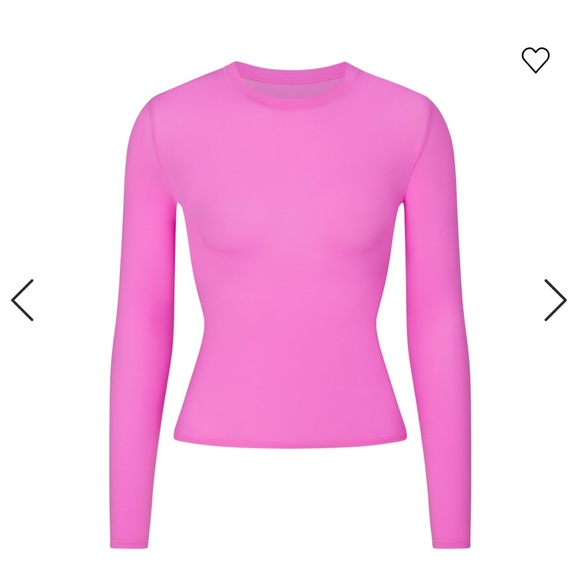 SKIMS Tops - Skims fits everybody long sleeve t shirt NWT NEON ORCHID